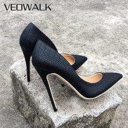 أحذية عالية الكعب أحذية عالية الكعب