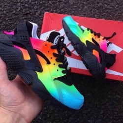 أحذية رياضية أحذية رياضية